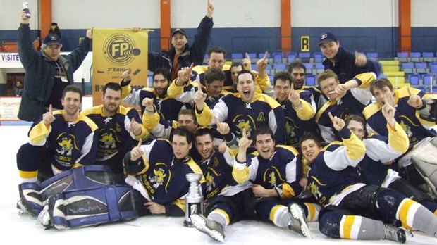 Des hockeyeurs de Québec remportent le Rendez-vous provincial de la formation professionnelle