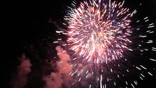 Des feux grandioses à Saint-Honoré