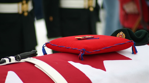 La Médaille du sacrifice remise à titre posthume  au caporal Étienne Gonthier