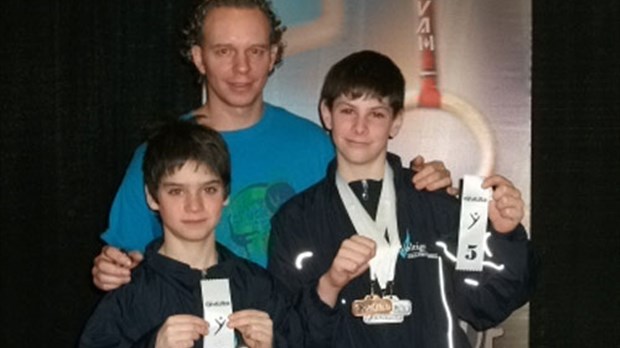 Deux gymnastes masculins du Club Voltige se distinguent