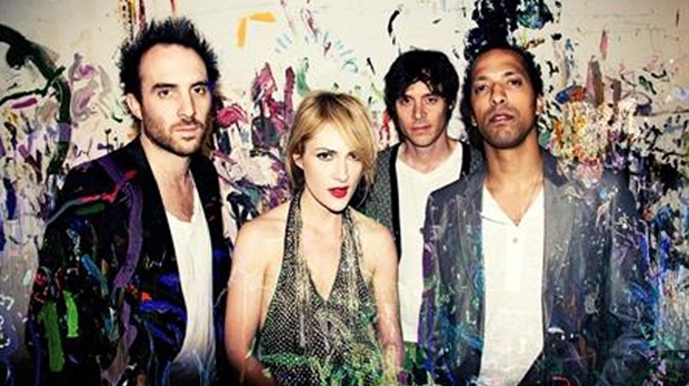 Metric sera à Woodstock en Beauce cet été