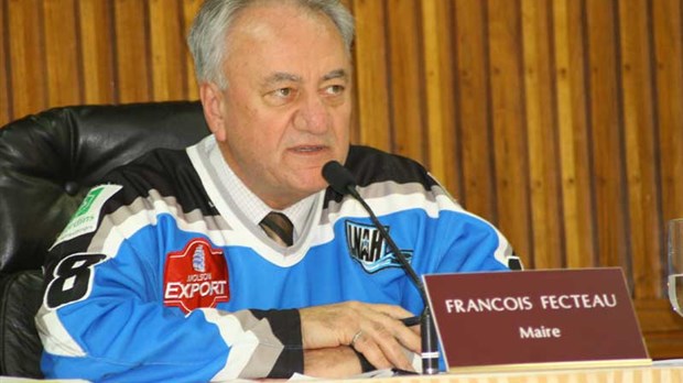 La séance municipale ne sera pas un plateau de diffusion selon le maire Fecteau