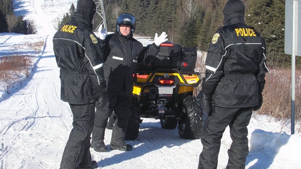 La SQ effectue une opération motoneige et VTT dans les sentiers