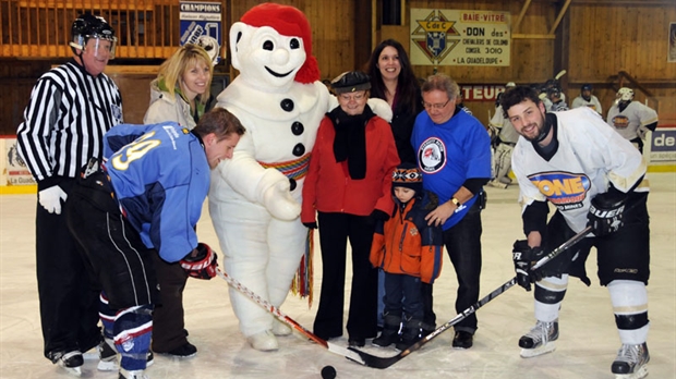 Le Bonhomme Carnaval inspire les Prédateurs de la Haute-Beauce