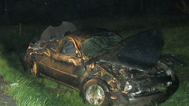 Un jeune automobiliste grièvement blessé à Saint-Zacharie