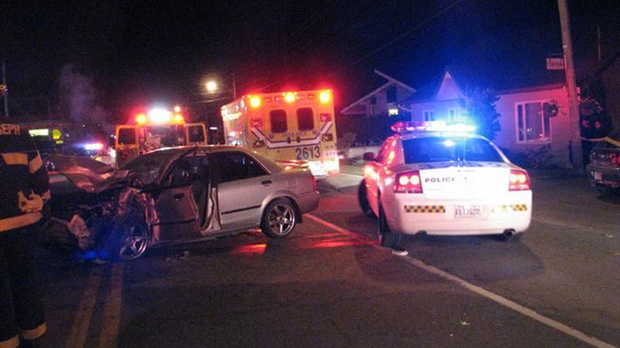 Une collision frontale fait un blessé à Saint-Joseph