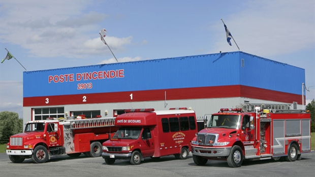 Un incendie détruit un bâtiment de ferme à Saint-Gédéon