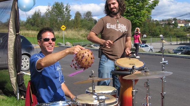 Des «jams de percussion» au Moulin La Lorraine