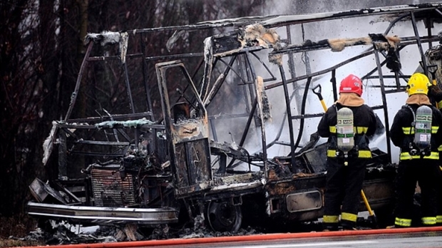 Un motorisé ravagé par les flammes sur l'autoroute 73 à Saint-Isidore