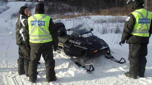 Opération motoneige et VTT: Les policiers de la Ville de Saint-Georges remettent quatre constats