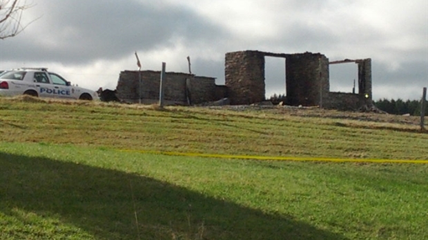 Une nouvelle construction ravagée par le feu à Saint-Georges