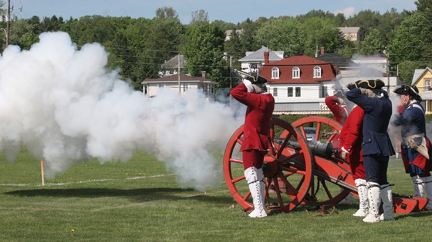 Les Canonniers-Bombardiers de Québec prennent Saint-Joseph d’assaut