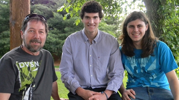 Un trio hors du commun rayonnera à Cumberland