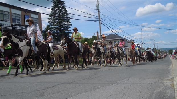 Des retrouvailles et une parade réussies pour le 125e de Saint-Prosper !