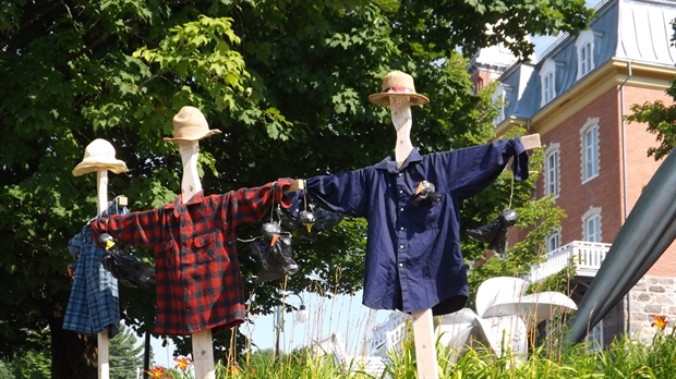 Un atelier d'épouvantails au Musée Marius Barbeau