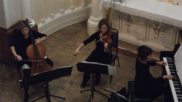 Le trio Piacella brise la glace de la saison des cafés-concerts de la chapelle