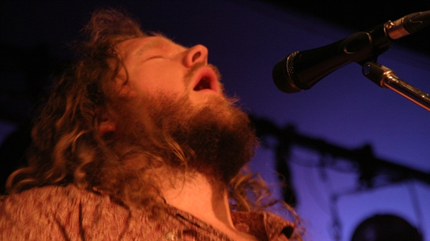 Matt Andersen révèle l'étendue de son talent