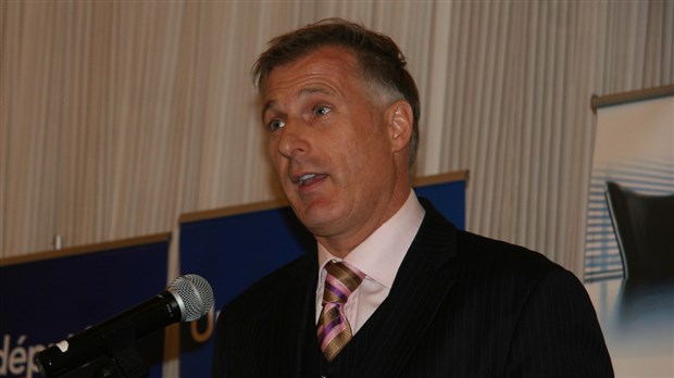 Maxime Bernier plaide le maintien de Saint-Ludger et de Saint-Robert-Bellarmin en Beauce
