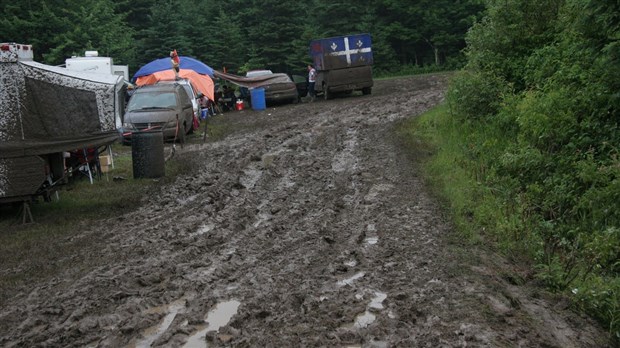 Woodstock en Beauce : du fun en paix…et dans la bouette