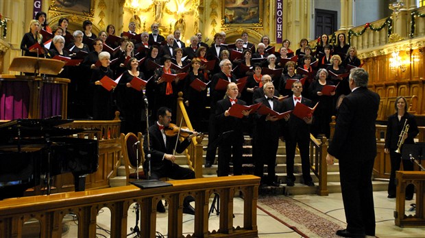 L’album « Cadeau de Noël » de la Société lyrique de Beauce de nouveau disponible