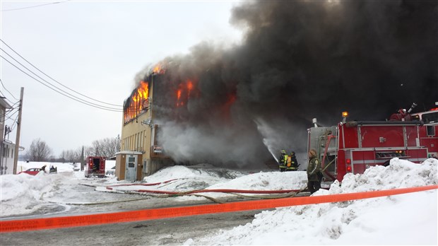 Incendie sur la 135e Rue : un décès confirmé