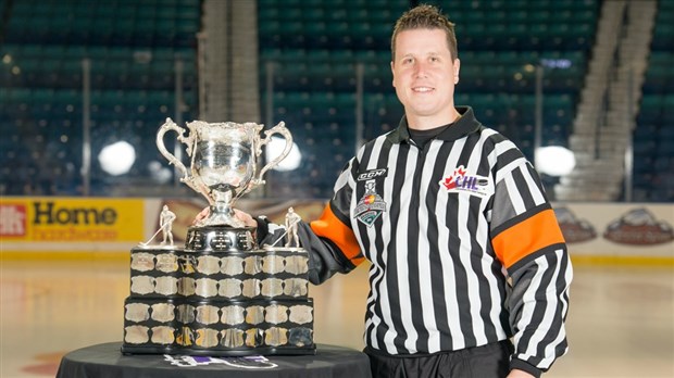 Un Beaucevillois agira en tant qu'arbitre au Championnat du monde de hockey junior