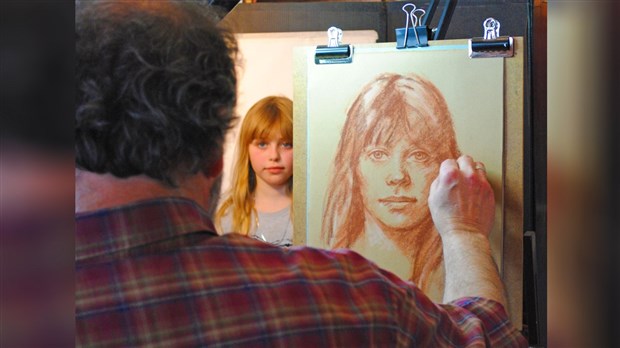 L’artiste portraitiste Denis Jacques s’arrête en Beauce pour une classe de maître 