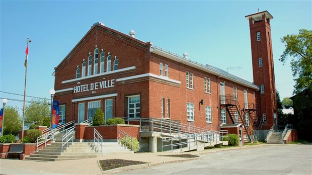 Le Théâtre de l’Hôtel de Ville à Saint-Joseph dévoile sa programmation 2015