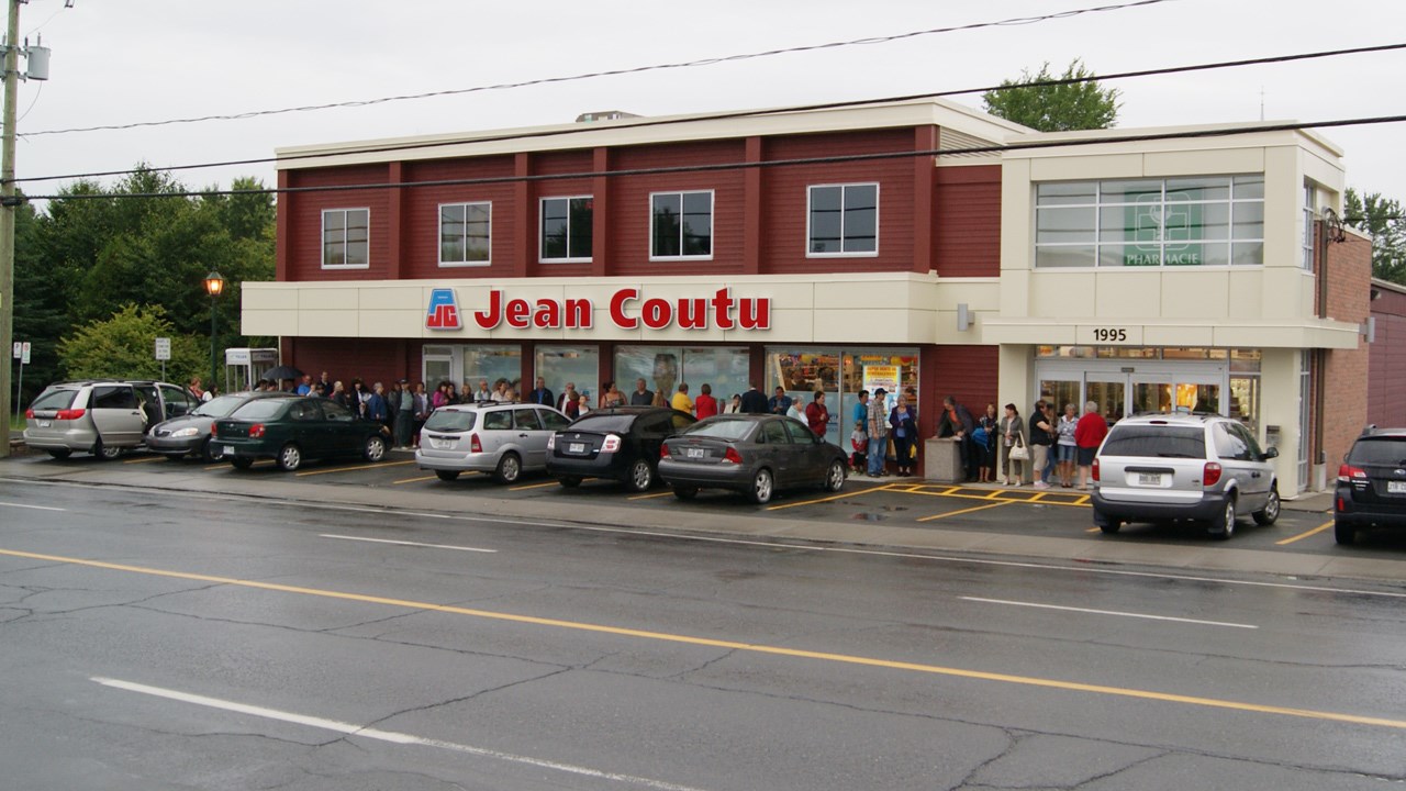 Jean Coutu, la célèbre pharmacie - Objectif Québec !