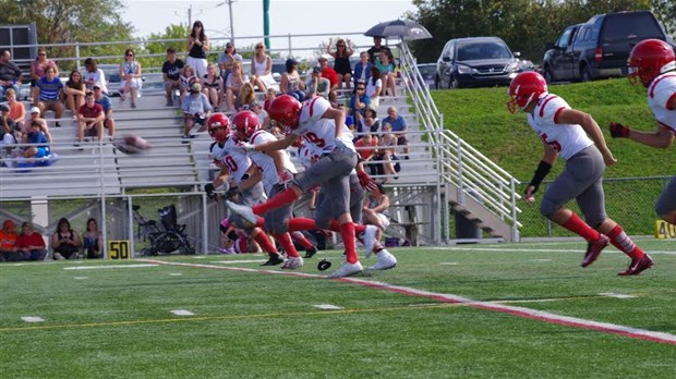 Les Dragons midget AAA blanchissent les Packers 42-0