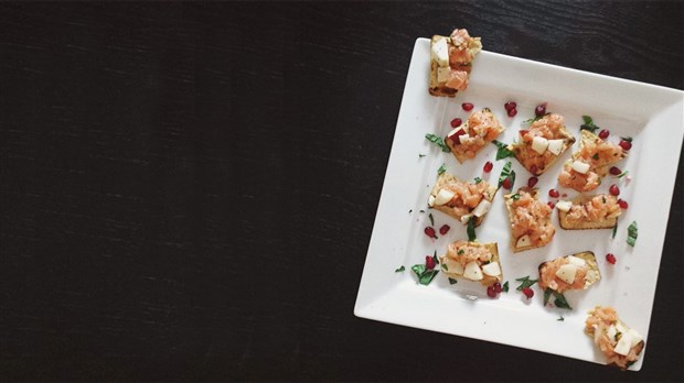 Petites bouchées façon tartare aux pommes et basilic