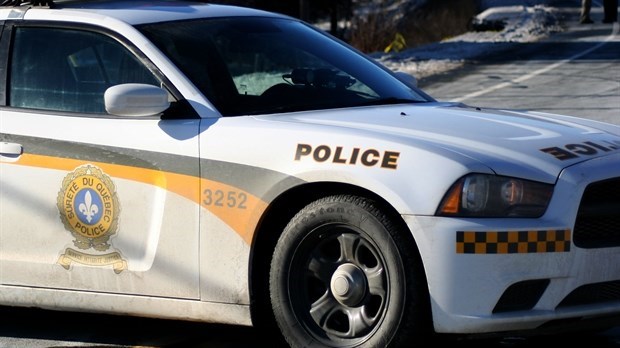 Une femme effectue une sortie de route près de Saint-Prosper
