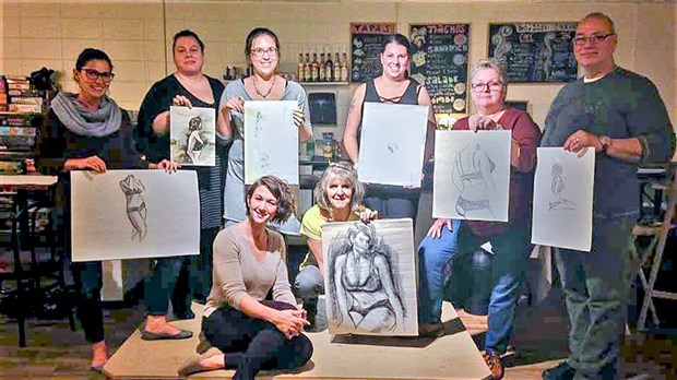 Premier atelier de dessin de modèle vivant au Café l'Aléa à St-Georges