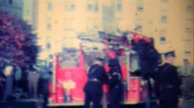 Normand DeLessard présente une pratique de pompiers à St-Georges en 1961