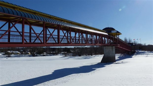 Fermeture des passerelles Seigneurie et Manac 