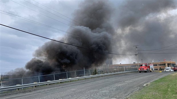 Un incendie éclate chez Royal Mat