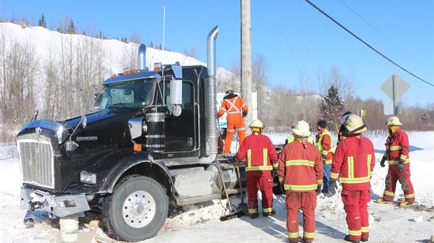 Collision sur la route 112 à Tring-Jonction