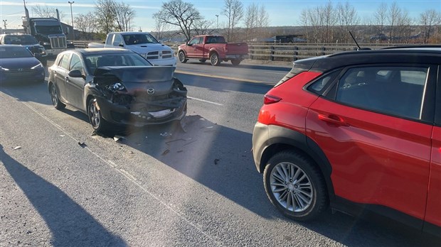 Un accident cause une longue congestion sur le boulevard Lacroix