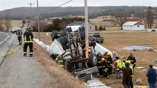 Accident à Saint-Frédéric: le camionneur est décédé