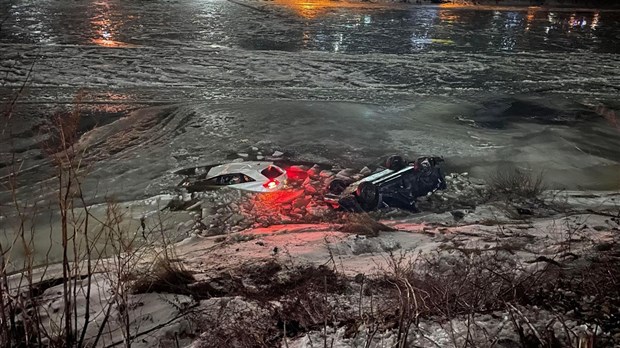 Une collision qui se termine dans la rivière Chaudière