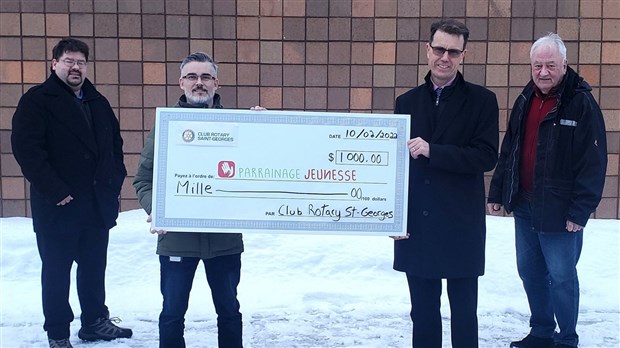 Parrainage Jeunesse reçoit 1000 $ du Club Rotary Saint-Georges