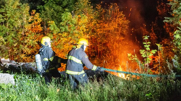 Un feu à ciel ouvert illégal à Beauceville