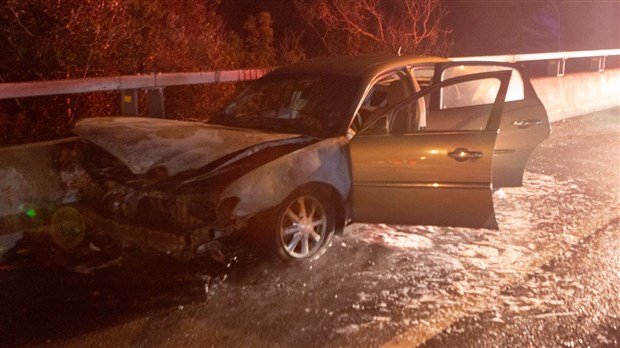 Feu de véhicule à Sainte-Marie: un homme retrouvé mort