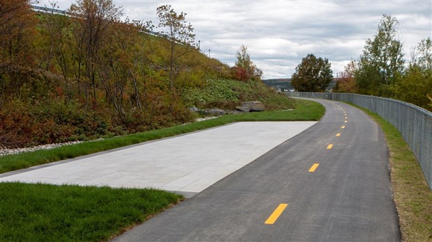 La nouvelle piste cyclable urbaine de Saint-Georges est prête!