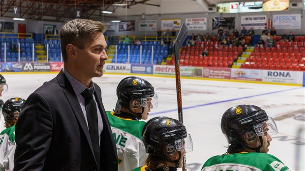 Hockey: huit Condors participeront à la Coupe Canada de l'Est