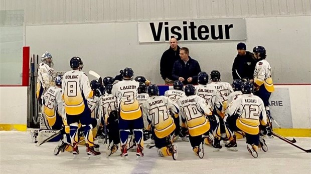 Hockey: les Lynx entament les séries