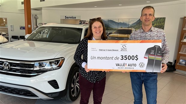 Club sur 2 Roues Beauce reçoit un don de 3 500$ de Vallée Automobiles