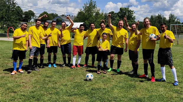 Une 2e édition pour le festival interentreprise de soccer à Saint-Honoré