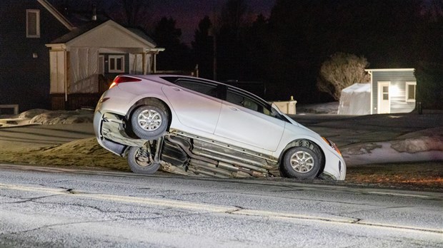 Deux accidents sont survenus simultanément sur la 127e rue à Saint-Georges