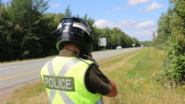 Un conducteur intercepté à 222 km/h sur l'Autoroute 73!